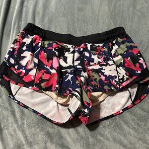 Lululemon size 8, GUC